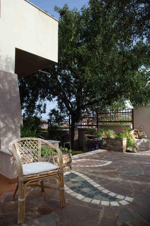 Casa Marzane Apartment Cala Gonone Ngoại thất bức ảnh