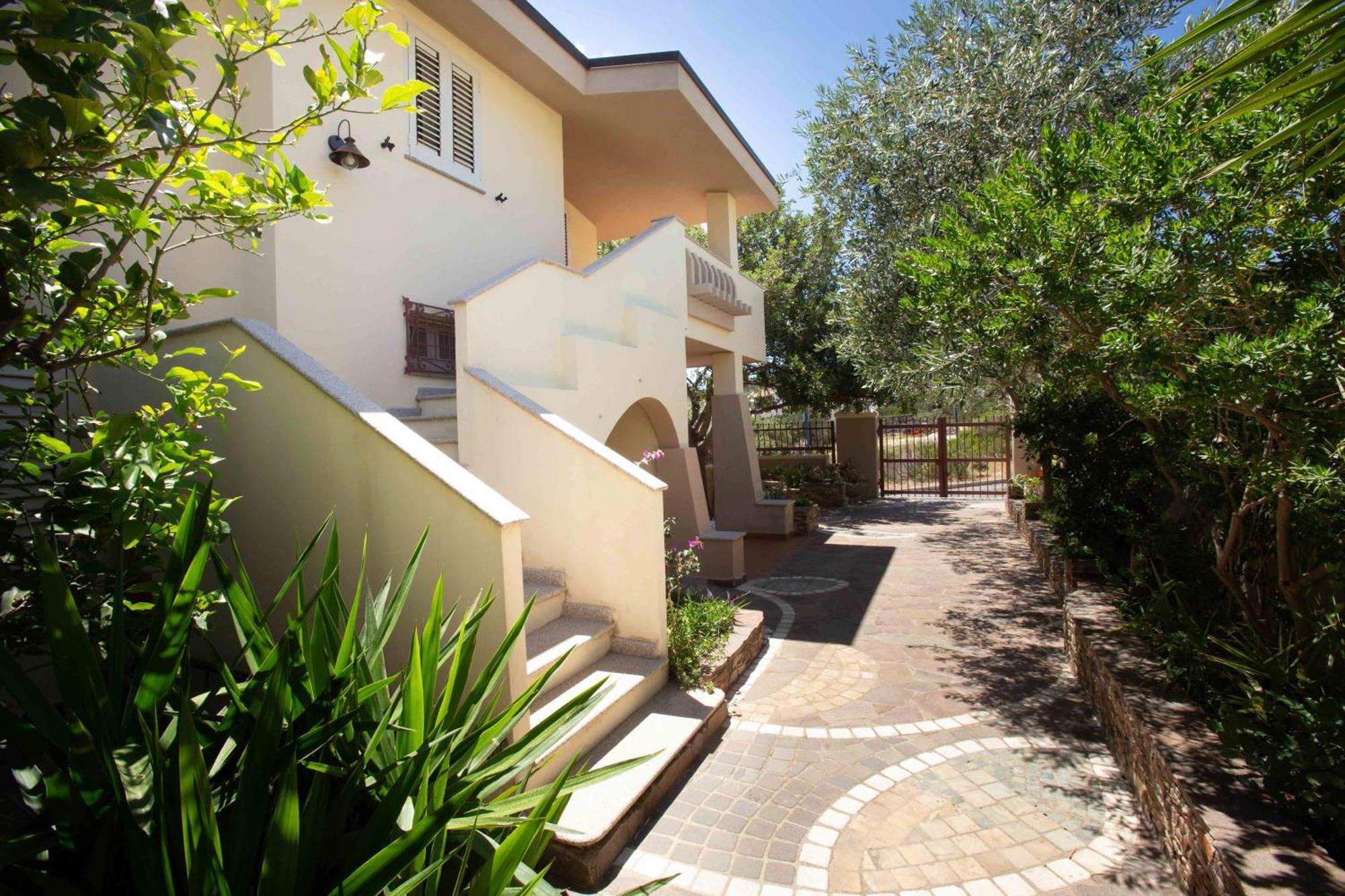 Casa Marzane Apartment Cala Gonone Ngoại thất bức ảnh